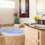 guest bath with a jetted tub for two at the inn on lake granbury tx