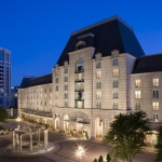 This is an outdoor view of the huge rosewood Crescent Hotel in Dallas Tx